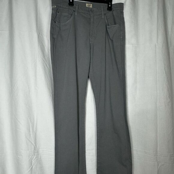 NWT AG Jeans The Graduate Tailored Leg Size 33 MSRP $198